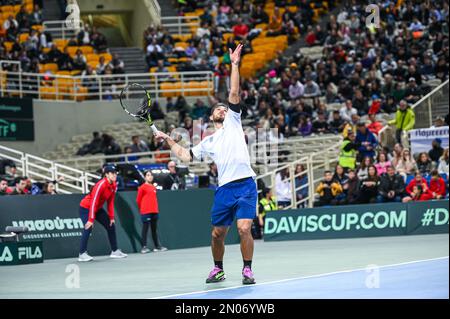 Athen, Lombardei, Griechenland. 5. Februar 2023. ALEXANDROS SKORILAS von Griechenland am zweiten Tag des Davis Cup World Group I Play-off zwischen Griechenland und Ecuador im Olympischen Athletikzentrum von Athen „Spiros Louis“ am 5. Februar 2023 in Athen, Griechenland. (Kreditbild: © Stefanos Kyriazis/ZUMA Press Wire) NUR REDAKTIONELLE VERWENDUNG! Nicht für den kommerziellen GEBRAUCH! Stockfoto