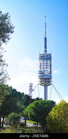 Telekommunikationsturm im Naturpark Collserola, Barcelona, Katalonien, Spanien, Europa Stockfoto