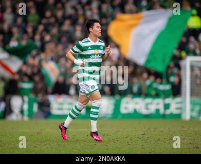 5. Februar 2023; McDiarmid Park, Perth, Schottland: Scottish Premiership Football, St. Johnstone versus Celtic; Hyeongyu Oh of Celtic Stockfoto