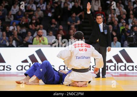 Lorenzo Parodi (ITA) verlor gegen Tato Grigalashvili (GEO) während des International Judo Paris Grand Slam 2023 (IJF) am 5. Februar 2023 in der Accor Arena in Paris, Frankreich - Foto Stephane Allaman/DPPI Stockfoto