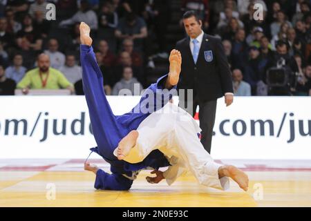 Lorenzo Parodi (ITA) verlor gegen Tato Grigalashvili (GEO) während des International Judo Paris Grand Slam 2023 (IJF) am 5. Februar 2023 in der Accor Arena in Paris, Frankreich - Foto: Stephane Allaman/DPPI/LiveMedia Stockfoto