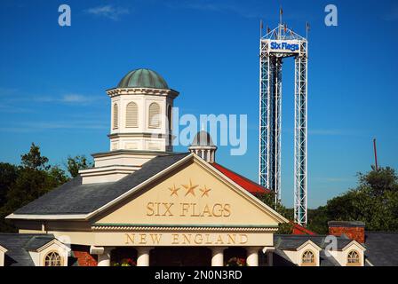 Der Eingang zum Six Flags Amusement Park in New England, Agawam, Springfield, Massachsuetts Stockfoto