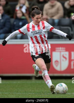 EINDHOVEN - Lisa Pechersky von PSV V1 während des niederländischen Eredivisie-Frauenspiels zwischen PSV und Ajax am PSV Campus De Herdgang am 5. Februar 2023 in Eindhoven, Niederlande. AP | niederländische Höhe | Jeroen Putmans Stockfoto