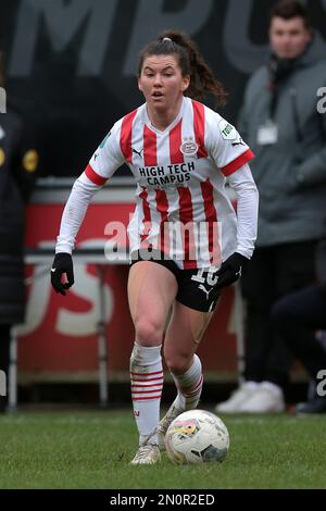 EINDHOVEN - Lisa Pechersky von PSV V1 während des niederländischen Eredivisie-Frauenspiels zwischen PSV und Ajax am PSV Campus De Herdgang am 5. Februar 2023 in Eindhoven, Niederlande. AP | niederländische Höhe | Jeroen Putmans Stockfoto
