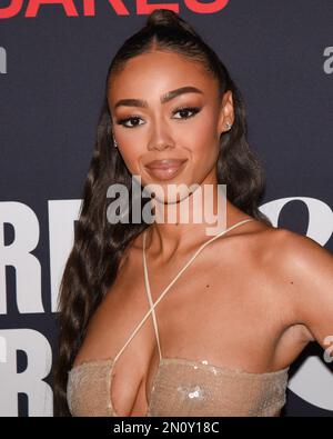 03. Februar 2023 - Westwood, Kalifornien - Bella Harris. 2023 MusiCares Persons of the Year zu Ehren von Berry Gordy und Smokey Robinson im Los Angeles Convention Center. (Kreditbild: © Billy Bennight/AdMedia via ZUMA Press Wire) NUR REDAKTIONELLE VERWENDUNG! Nicht für den kommerziellen GEBRAUCH! Stockfoto