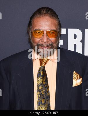 03. Februar 2023 - Westwood, Kalifornien - Eddie Holland. 2023 MusiCares Persons of the Year zu Ehren von Berry Gordy und Smokey Robinson im Los Angeles Convention Center. (Kreditbild: © Billy Bennight/AdMedia via ZUMA Press Wire) NUR REDAKTIONELLE VERWENDUNG! Nicht für den kommerziellen GEBRAUCH! Stockfoto