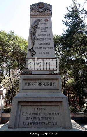 Mexiko-Stadt, Mexiko. 05. Februar 2023. 5. Februar 2023, Mexiko-Stadt, Mexiko: Obelisk to the Children Heroes in Chapultepec Castle in Mexico City. Am 5. Februar 2023 in Mexico City, Mexiko (Foto: Luis Barron/Eyepix Group/Sipa USA). Kredit: SIPA USA/Alamy Live News Stockfoto