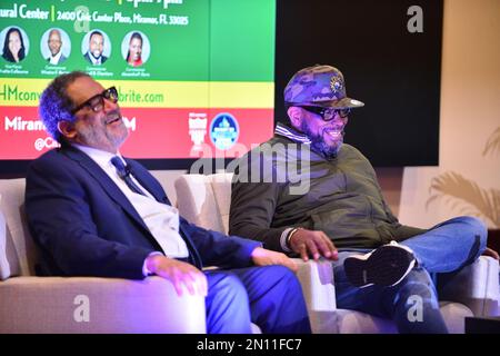 Michael Eric Dyson, Luther Campbell Black History Month Fireside Chat, veranstaltet vom Bürgermeister der Stadt Miramar Wayne Messam im Miramar Cultural Center im Miramar Cultural Center in Miramar, Florida. 04 Feb. 2023 Guthaben: mpi10/MediaPunch Stockfoto