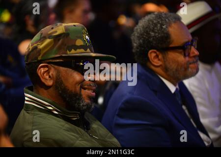 Luther Campbell und Michael Eric Dyson beim Black History Month Fireside Chat mit Michael Eric Dyson und Luther Campbell, veranstaltet von Bürgermeister Wayne Messam am Miramar Cultural Center im Miramar Cultural Center in Miramar, Florida. 04 Feb. 2023 Guthaben: mpi10/MediaPunch Stockfoto