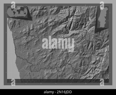 Braga, portugiesischer Bezirk. Bilevel-Höhenkarte mit Seen und Flüssen. Standorte der wichtigsten Städte der Region. Eckkarten für zusätzliche Standorte Stockfoto