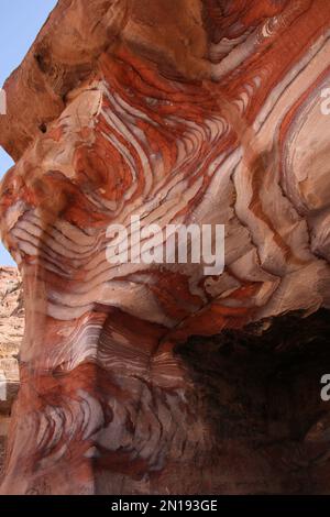 Farbenfroher Sandstein, Petra, Jordan Stockfoto
