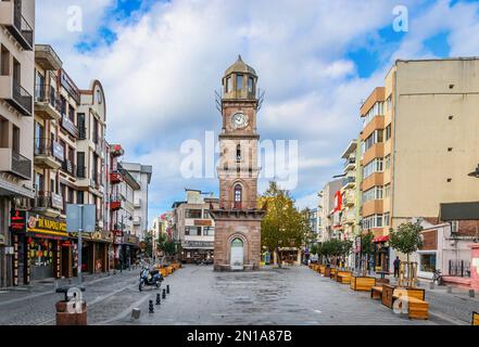 Canakkale, Türkei. Der historische Uhrenturm befindet sich im Herzen von Canakkale oder Saat Kulesi Stockfoto