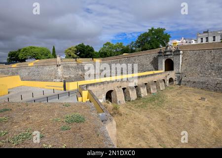 Das Innentor der Olivenca, Elvas, UNESCO-Weltkulturerbe, Alentejo, Portugal, Europa Stockfoto