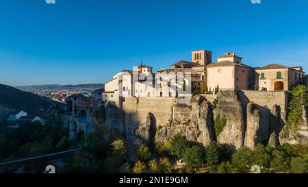 Aerial of Cuenca, UNESCO-Weltkulturerbe, Castilla-La Mancha, Spanien, Europa Stockfoto