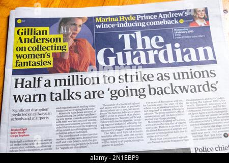 "Eine halbe Million zu streiken, während Gewerkschaften warnen die Gespräche gehen 'rückwärts' Guardian Schlagzeile Titelseite Streiks Artikel 1. Februar 2023 London UK Stockfoto