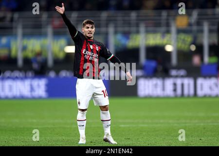 Mailand, Italien. 05. Februar 2023. Brahim Diaz von AC Milan Gesten während des Fußballspiels der Serie A vor dem FC Internazionale und dem AC Milan im Stadio Giuseppe Meazza am 5. Februar 2023 in Mailand Italien . Kredit: Marco Canoniero/Alamy Live News Stockfoto