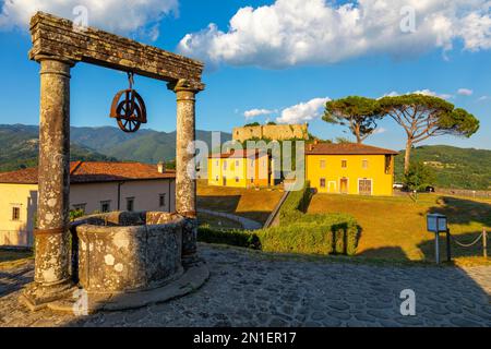 Alter Brunnen, Fortezza di Mont'Alfonso, Festung, Castelnuovo di Garfagnana, Toskana, Italien, Europa Stockfoto