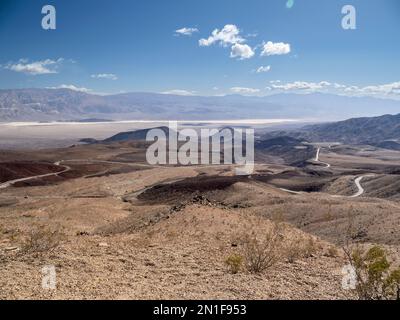 Blick auf den östlichen Teil des Death Valley Nationalparks, Kalifornien, Vereinigte Staaten von Amerika, Nordamerika Stockfoto