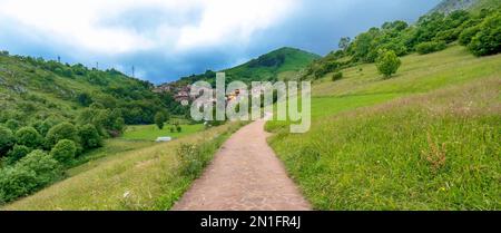 Sotres Village, Biosphärenreservat, Nationalpark Picos de Europa, Asturien, Spanien, Europa Stockfoto