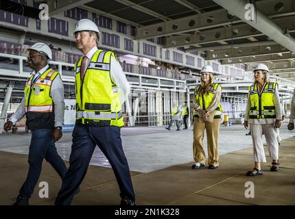 SINT MAARTEN - König Willem-Alexander, Königin Maxima und Prinzessin Amalia während eines Besuchs des Princess Juliana International Airport, der gerade umgebaut wird. Die Kronprinzessin hat eine zweiwöchige Einführung in die Länder Aruba, Curacao und St. Maarten und die Inseln, die die karibischen Niederlande bilden: Bonaire, St. Eustatius und Saba. Der erste Tag des Besuchs in Sint Maarten ist unter anderem dem Wiederaufbau des Landes nach der Verwüstung des Hurrikans Irma im September 2017 gewidmet. ANP REMKO DE WAAL niederlande raus - belgien raus Stockfoto