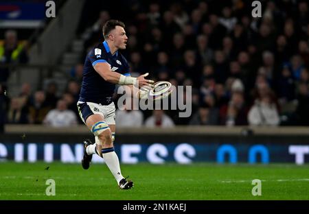 Twickenham. Vereinigtes Königreich. 04. Februar 2023 England V Schottland, Culcutta Cup, Guinness 6 Nations. Twickenham-Stadion. Twickenham. Jack Dempsey (Schottland) während des England V Schottland, Culcutta Cup Rugby-Spiels in den Guinness 6 Nations. Stockfoto