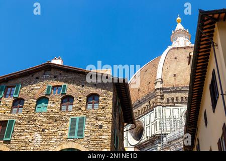 Rund um Florenz, mit Blick auf die Stadt bei Sonnenuntergang von der Piazzale Michelangelo Stockfoto