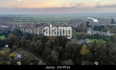 Eine Luftaufnahme des Arundel Castle in West Sussex, England. Stockfoto