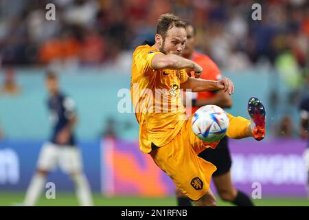 DOHA, KATAR - NOVEMBER 25: Daley Blind während der FIFA-Weltmeisterschaft Katar 2022 Gruppe A zwischen den Niederlanden und Ecuador am 25. November 2022 im Khalifa International Stadium in Doha, Katar. (Foto von MB Media) Stockfoto