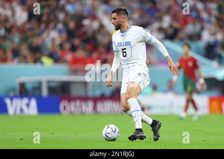 LUSAIL CITY, KATAR - 28. NOVEMBER: Rodrigo Bentancur während der FIFA Weltmeisterschaft Katar 2022 Gruppe H zwischen Portugal und Uruguay am 28. November 2022 im Lusail Stadium in Lusail City, Katar. (Foto von MB Media) Stockfoto