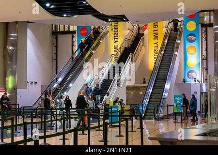 Chicago, IL, USA - 6. Februar 2023: Haupteingang der Lobby zum Museum of Science and Industry in Chicago, Illinois. Stockfoto