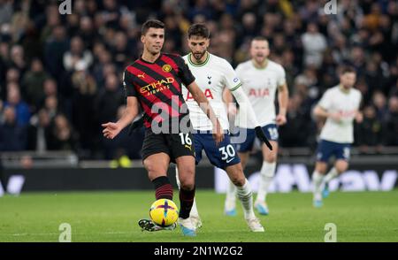 London, Großbritannien. 05. Februar 2023. Rodrigo von Manchester City in Aktion. Spiel der Premier League, Tottenham Hotspur gegen Manchester City im Tottenham Hotspur Stadium in London am Sonntag, den 5. Februar 2023. Dieses Bild darf nur zu redaktionellen Zwecken verwendet werden. Nur redaktionelle Verwendung, Lizenz für kommerzielle Verwendung erforderlich. Keine Verwendung bei Wetten, Spielen oder Veröffentlichungen von Clubs/Ligen/Spielern. Bild von Sandra Mailer/Andrew Orchard Sportfotografie/Alamy Live News Credit: Andrew Orchard Sportfotografie/Alamy Live News Stockfoto