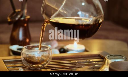 Traditionelle chinesische teezeremonie von gongfu Cha Stockfoto