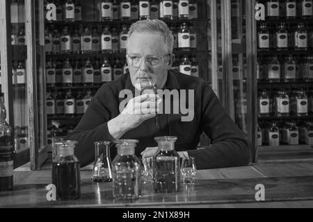 Glengoyne Brand Manager Stuart Henry bei Glengoyne Distillery, Killearn, Glasgow, Schottland Stockfoto