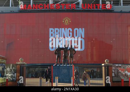 Manchester, Großbritannien. 06. Februar 2023. Vor dem Boden feiert Manchester United am 2./6. 6. Februar 2023 2023 den 65. Jahrestag der Flugzeugkatastrophe München in Old Trafford, Manchester, Großbritannien (Foto von Conor Molloy/News Images) in Manchester, Vereinigtes Königreich. (Foto: Conor Molloy/News Images/Sipa USA) Guthaben: SIPA USA/Alamy Live News Stockfoto