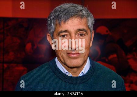 Köln, Deutschland. 06. Februar 2023. Ranga YOGESHWAR, Moderatorin, Wissenschaftsjournalistin, "hart aber fair", TV-Show, Talkshow 6. Februar 2023, Köln Credit: dpa/Alamy Live News Stockfoto