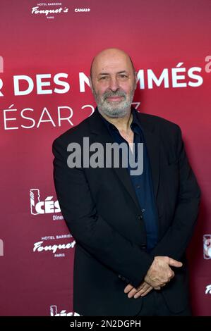 Paris, Frankreich. Am 6. Februar 2023 nimmt Direktor Cédric Klapisch am Cesar Nomee Dinner im Le Fouquet's am 6. Februar 2023 in Paris, Frankreich, Teil. Foto: Franck Castel/ABACAPRESS.COM Stockfoto