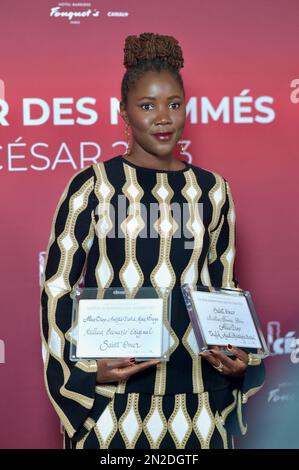 Paris, Frankreich. Am 6. Februar 2023 nimmt Regisseurin Alice Diop am Cesar Nomee Dinner im Le Fouquet's am 6. Februar 2023 in Paris, Frankreich, Teil. Foto: Franck Castel/ABACAPRESS.COM Stockfoto