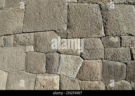 Kaiserpalastmauer in der Nähe des Tayasumon-Tors in Tokio, Japan. Stockfoto