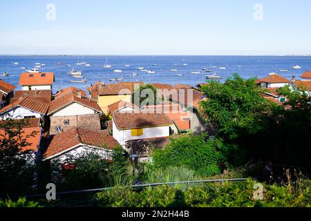 l'Herbe Village mit Blick von oben in der arcachon Basin Bay am Cap Frettchen in frankreich Stockfoto