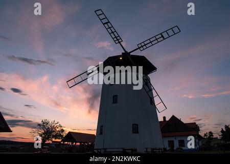 Windmühle in Bukovansky Mlyn, Südmähren, Tschechische Republik Stockfoto