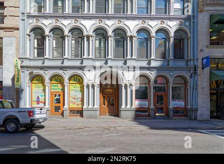 Boston Downtown: Wahrzeichen Richards Building, 1858 als fünfstöckiges Shaw Building erbaut, 1889 um zwei Stockwerke erweitert. Unter den letzten gusseisernen Gebäuden der Stadt. Stockfoto