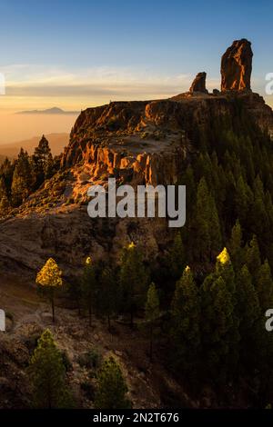 Roque Nublo bei Sonnenuntergang, Roque Nublo Rural Park, Tejeda, Gran Canaria, Kanarische Inseln, Spanien Stockfoto