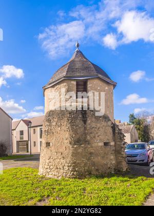 Old Gloriette - ehemaliger erhöhter Aussichtsraum im Garten - Le Blanc, Indre (36), Frankreich. Stockfoto