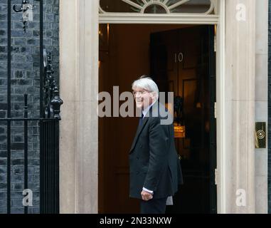 7. Februar 2023, Downing St, London, UK nach dieser morgendlichen Umbesetzung kommen die Kabinettsminister heute Nachmittag zu einer verzögerten Kabinettssitzung. FOTO: Andrew Mitchell Staatsminister für Entwicklung (Ministerium für auswärtige Angelegenheiten, Commonwealth und Entwicklung) Bridget Catterall AlamyLiveNews Stockfoto