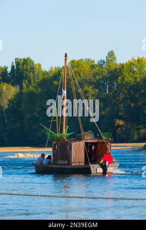 Frankreich, Loiret (45), Orléans, Loire Festival 2019, Toue Cabanée, Traditionelles Flussboot Stockfoto