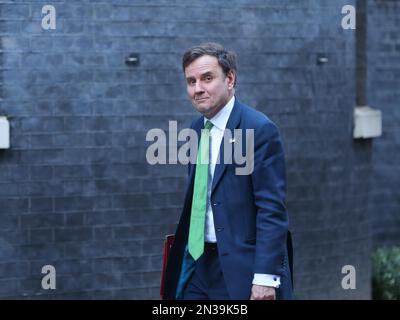 Downing Street, London, Großbritannien. 7. Februar 2023. Greg Hands, neu ernannter Vorsitzender der konservativen Partei, nimmt an der wöchentlichen Kabinettssitzung in der Downing Street Nr. 10 Teil, inmitten einer Spekulation über eine Regierungsumwandlung. Kredit: Uwe Deffner/Alamy Live News Stockfoto