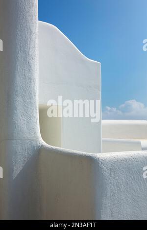 Weiß getünchte Wände des Gebäudes, Oia, Santorini, Cyclades, griechische Inseln, Griechenland Stockfoto