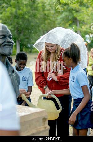 Prinzessin Amalia aus den Niederlanden im Emilio Wilson Park in Philipsburg, am 07. Februar 2023, um die ehemalige Wachposten-Plantage und das Erwin Richardson Little League Stadium zu besuchen, am 8. Tag des Besuchs im Caribbean Photo: Albert Nieboer/Netherlands OUT/Point de Vue OUT Stockfoto