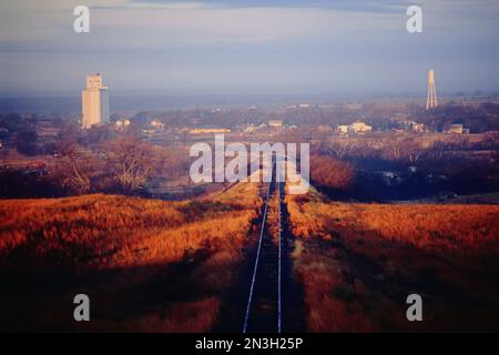 Bahngleise liegen in Texas, USA, und Darrouzett, Texas, USA Stockfoto