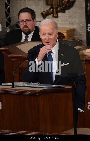 Washington, DC, USA. 7. Februar 2023. 2/7/23 USA Capitol Washington DC. Präsident Joe Biden übergibt der Nation den 2023 State of the Union von der House Chamber of the U. S. Capitol. (Kreditbild: © Christy Bowe/ZUMA Press Wire) NUR REDAKTIONELLE VERWENDUNG! Nicht für den kommerziellen GEBRAUCH! Stockfoto